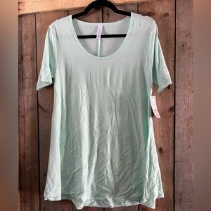 LuLaRoe Perfect Tee size XS with tags.